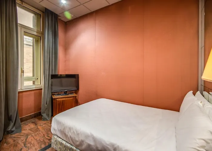 Castro Pretorio 64 Easy Rooms Rzym