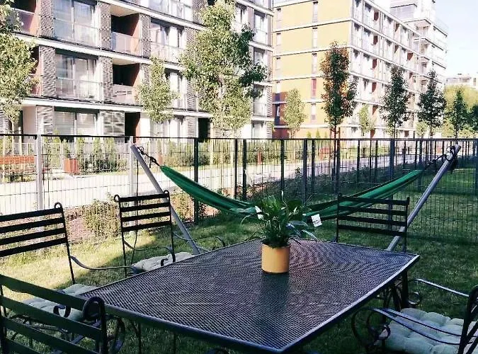 Near airport cybernetyki Inn Warszawa