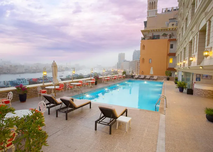 Carlton Tower Hotel Dubaj