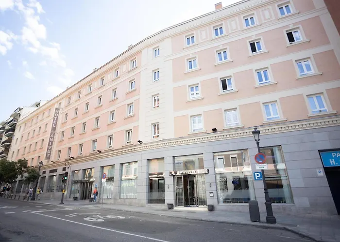 Hotel Porcel Ganivet Madryt