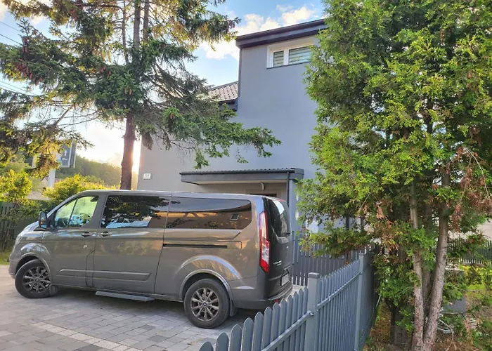Virgo Premium Business Apartments Rumia