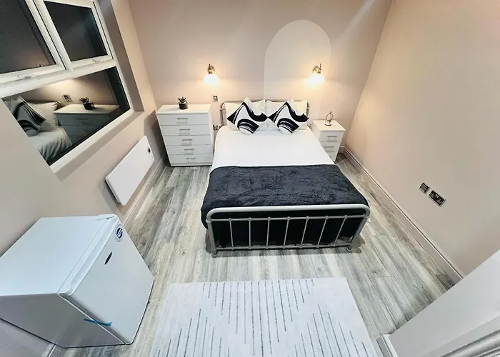 London Crescent House Top Location Ensuites Rooms Great Value