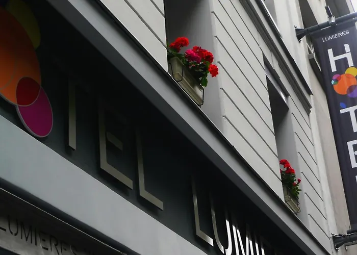 Hotel Lumieres Montmartre Paryż