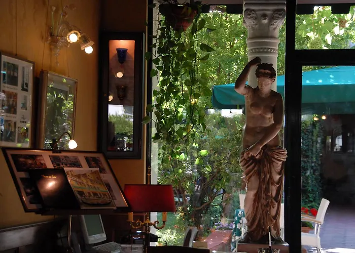 Pensione Accademia - Villa Maravege Wenecja