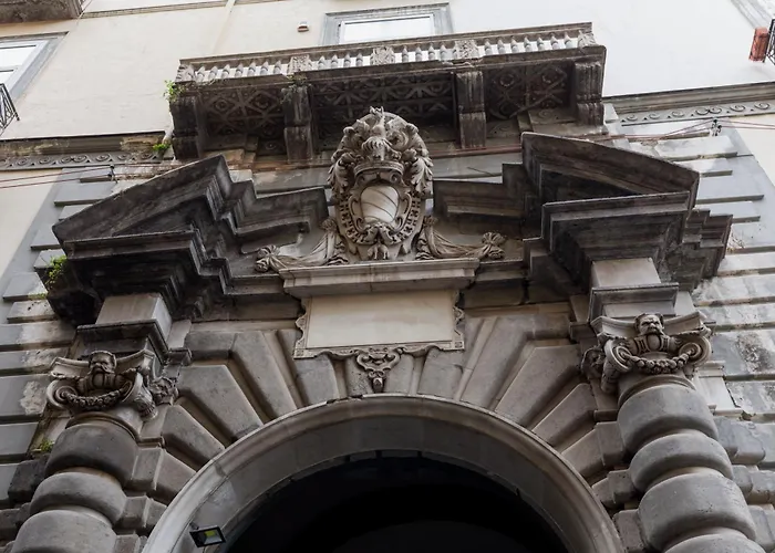 Piazza San Domenico Luxury Suites Neapol