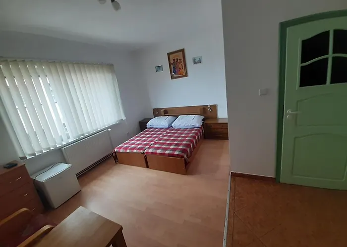 Pokoje Gościnne MORS Łeba