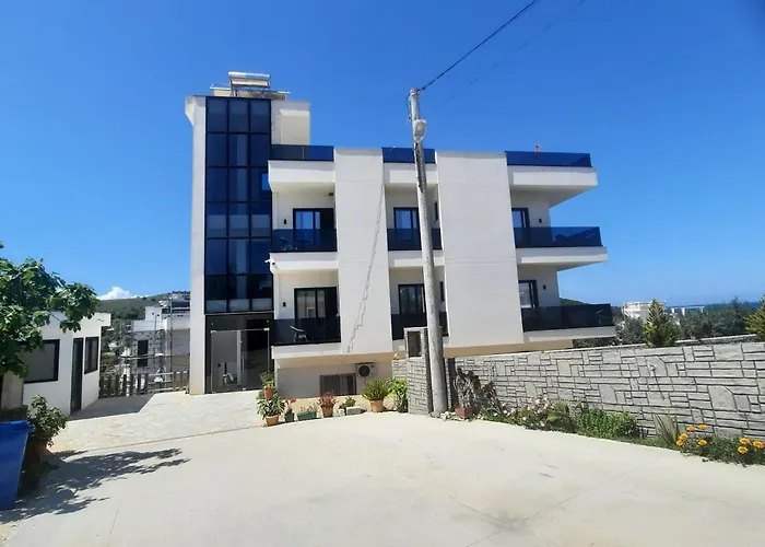 Hotel Renato Ksamil