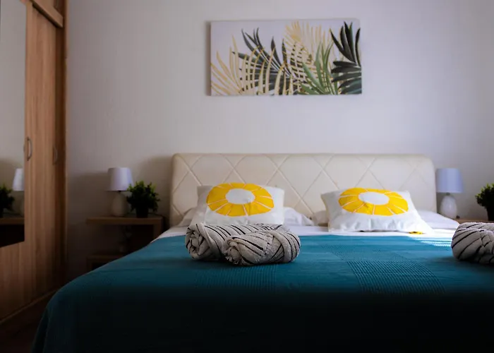Apartments & Rooms Toni Split