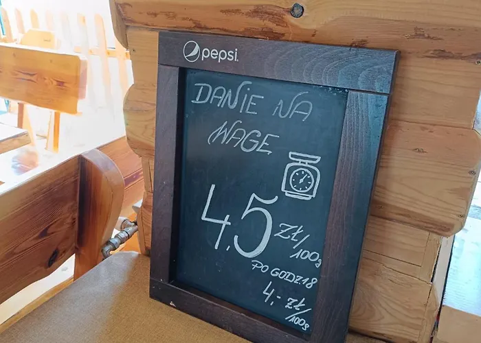 Pokoje Dom Turysty Sanok 24H