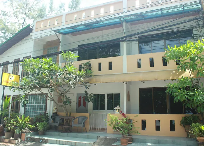 Naithon Beach Villa Phuket