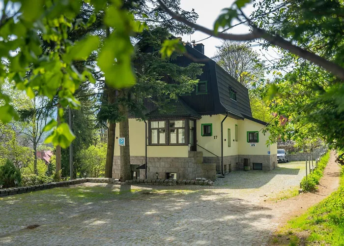 Willa Hanka noclegi ze śniadaniami Szklarska Poręba