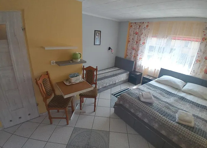 Pokoje gościnne Akacja Resko Dźwirzyno