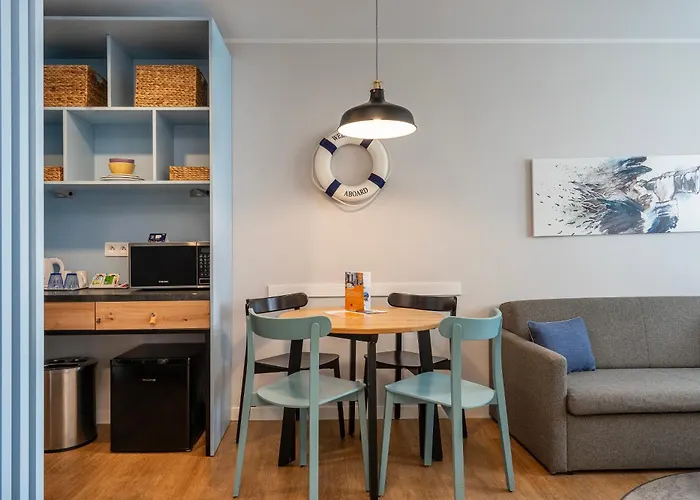 Hotel Halo Hel