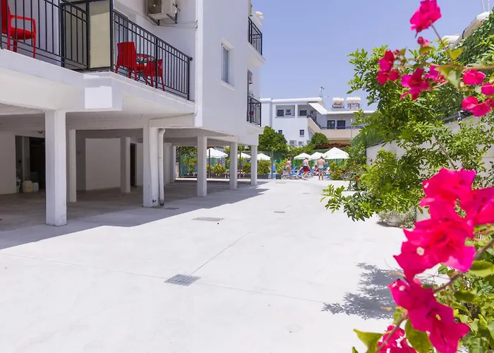 Alecos Hotel Apartments Pafos