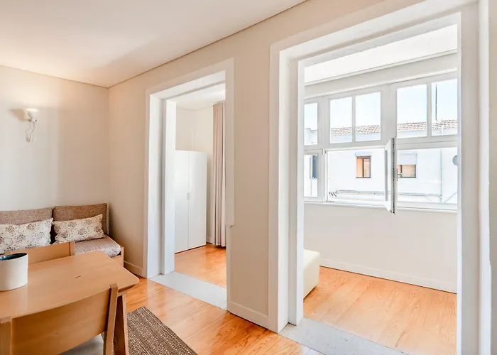 Viva Three Magi Residence Porto