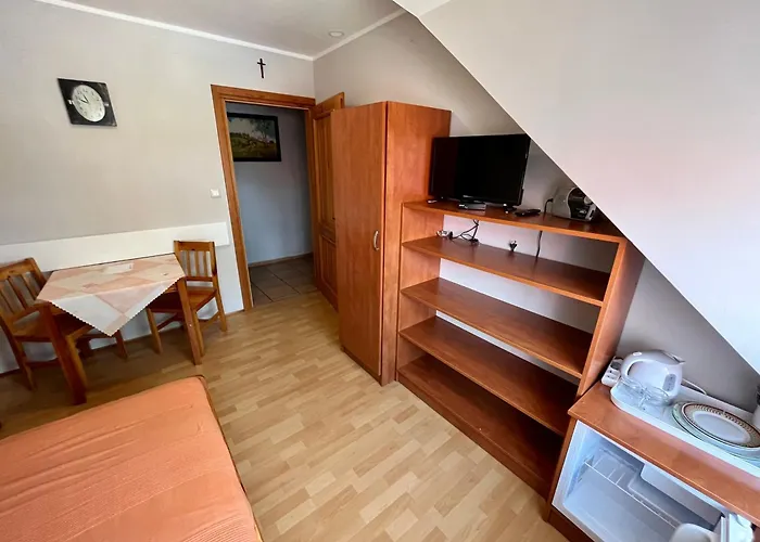 Pokoje Goscinne Pod Bocianami Stegna 