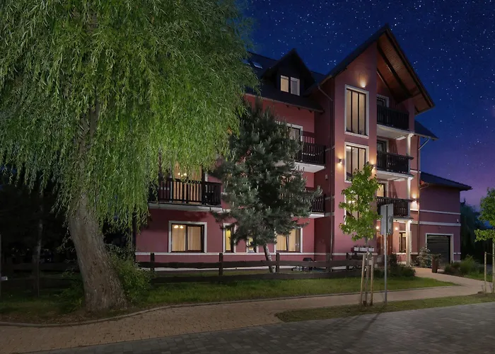 Willa Karmazynowa Przystań Międzywodzie