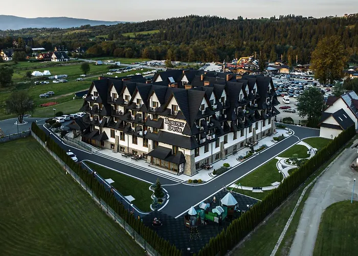 Borowy Dwór- Biznes, Spa&Fun Szaflary