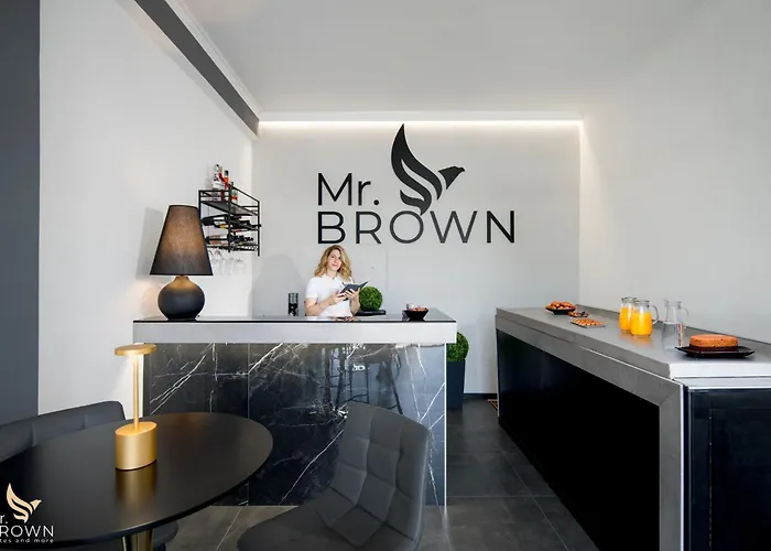 Mr Brown Home And Suites Rzym