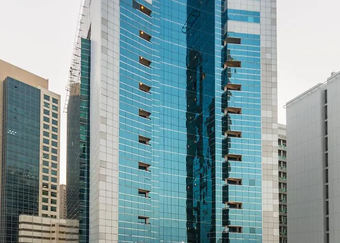 Golden Tulip Media Hotel Dubaj