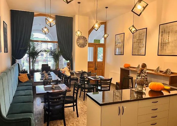 Aparthotel The Old Townhouse Krosno