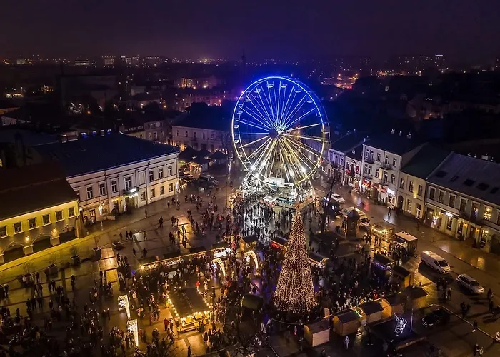 Hotels-Widok Rynek - Centrum &Parking -Fak Vat Kielce