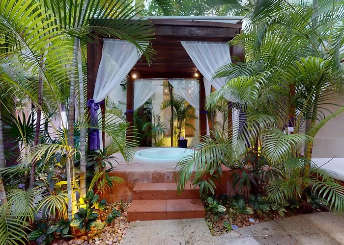 Hotel Oasis Palm Cancún