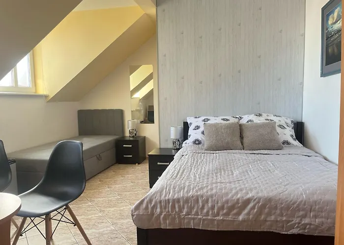 AZALIA 30 POKOJE GOŚCINNE , Mielno AZALIOWA 30
