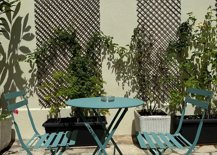 Hotel Lilas Gambetta Paryż