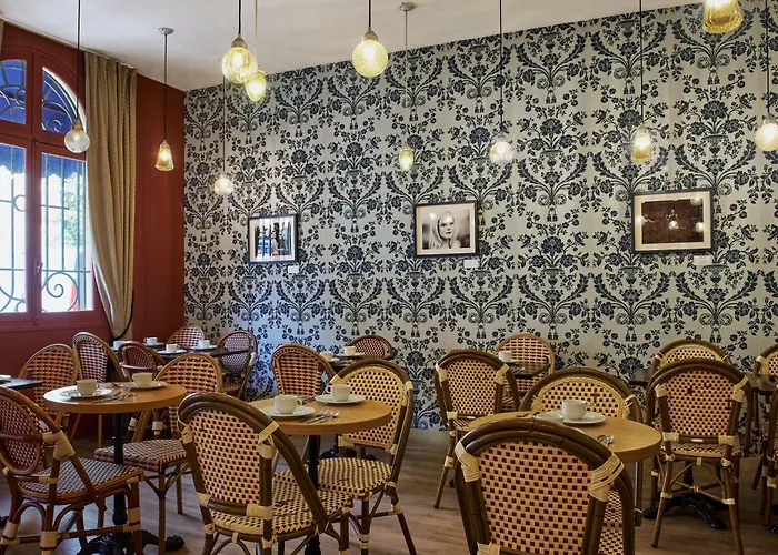 Hotel Le Grimaldi By Happyculture Nicea