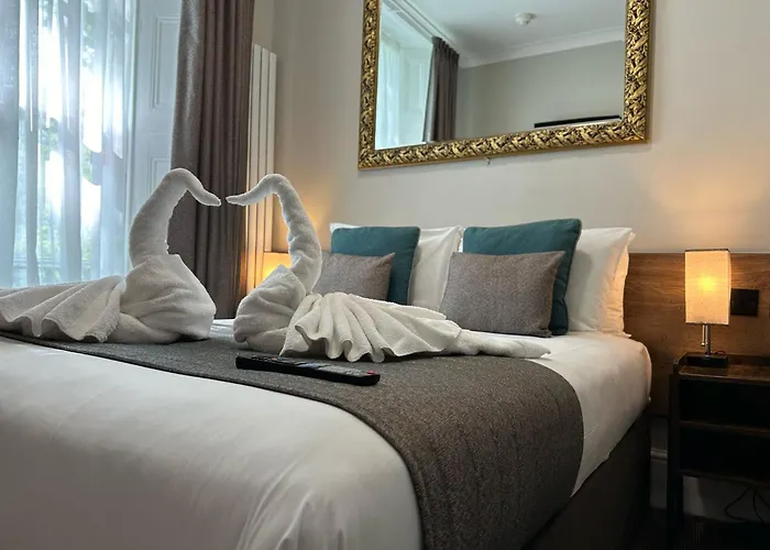 Tudor Court Hotel Londyn