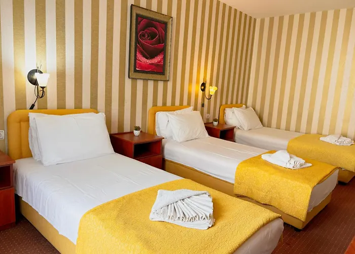 Central Hotel & Restaurant Budva