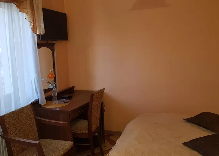 Pokoje Gościnne Akacja Polanica-Zdrój