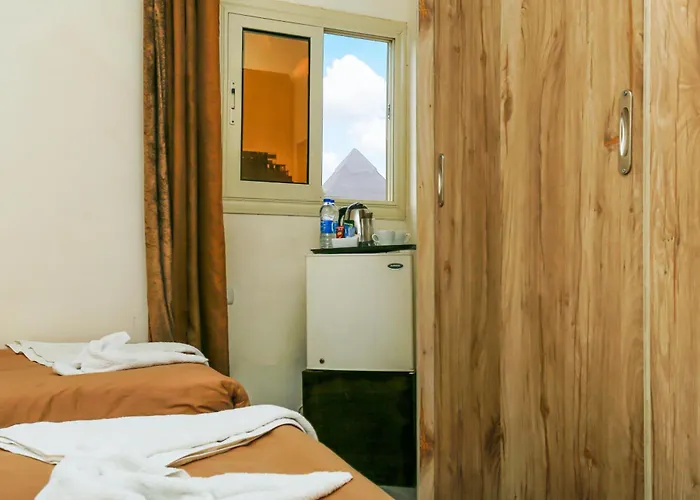 Nefertiti By Pyramids Hotel Kair