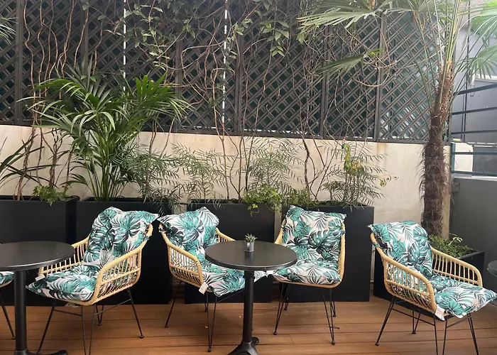 Hotel Apolonia Paris Montmartre; Sure Hotel Collection By Best Western