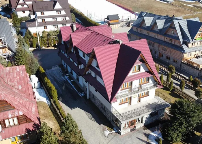 Dom Wypoczynkowy Jaskółka Małe Ciche