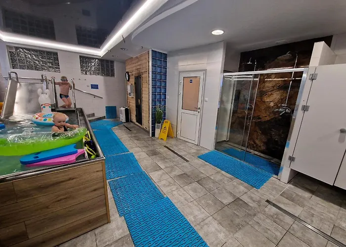 Hotel Miłosz Restauracja, Basen dla dzieci, Sala Zabaw, Siłownia Kartuzy
