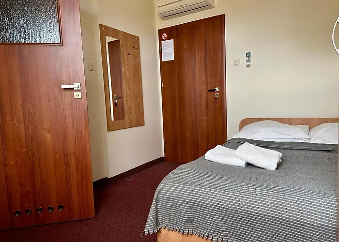 Hotel Paola Pniewo