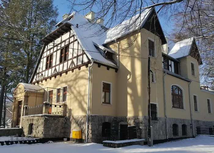 Aparthotel Sanatorium Dąbrówka Szczawno-Zdroj