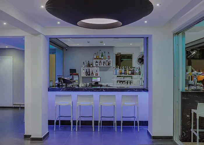 Tasia Maris Oasis Ajia Napa