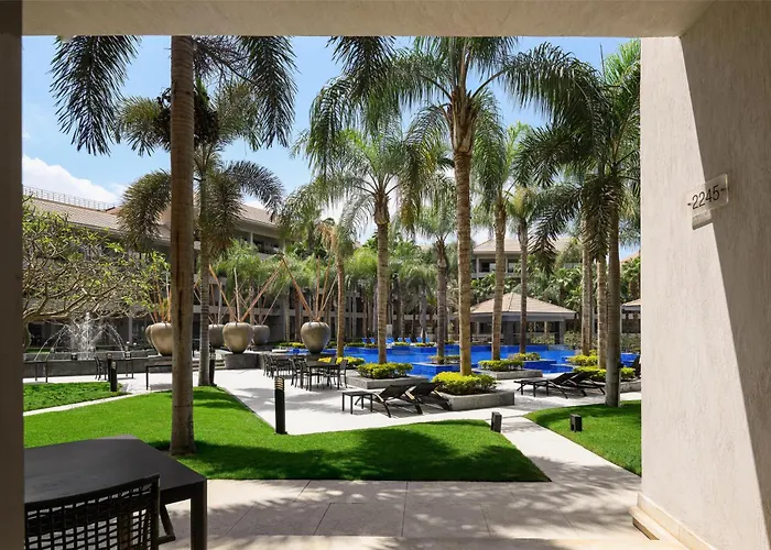 Dusit Thani Lakeview Kair