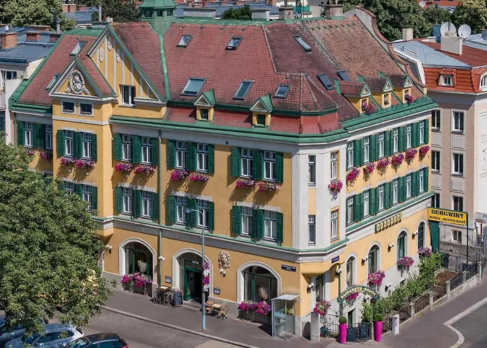 Hotel Bergwirt Schoenbrunn Wiedeń