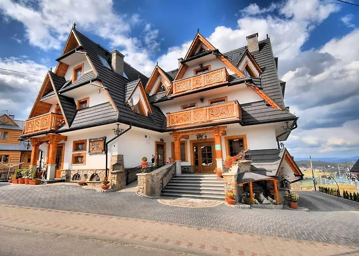 Pensjonat Zbójecki Dwór Wellness&SPA - blisko wyciągów narciarskich i basenów termalnych Bukowina Tatrzańska