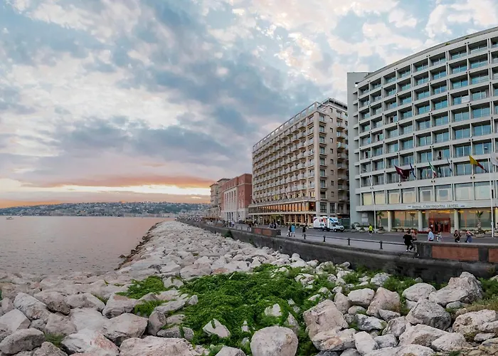 Hotel Royal Continental Neapol