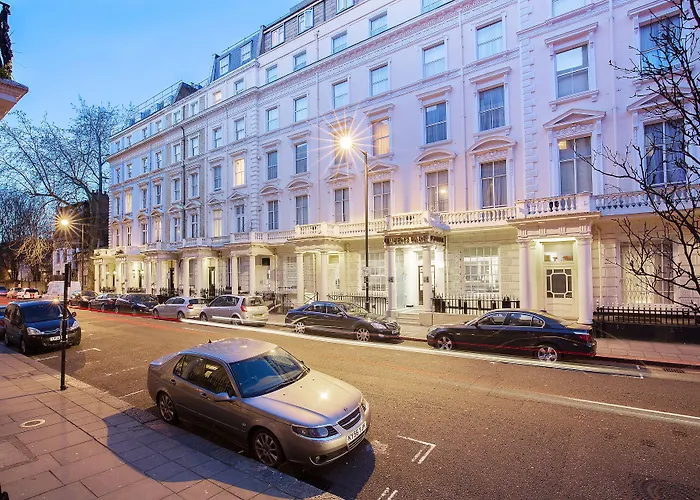 Bright Modern Flat Close To Queensway Londyn