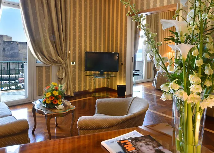 Grand Hotel Vesuvio Neapol