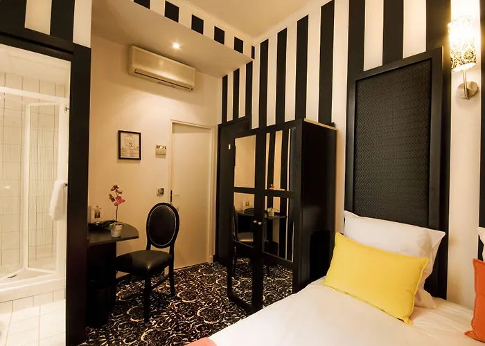 Hotel Peyris Opera Paryż
