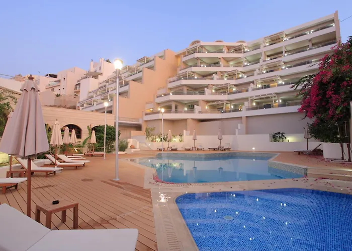 Macaris Suites & Spa Retimno