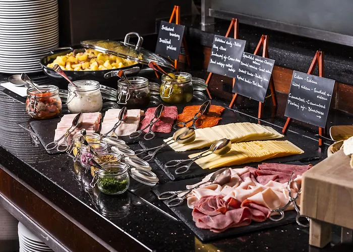 Courtyard By Marriott Prague City