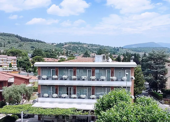 Hotel Benaco Garda ***S